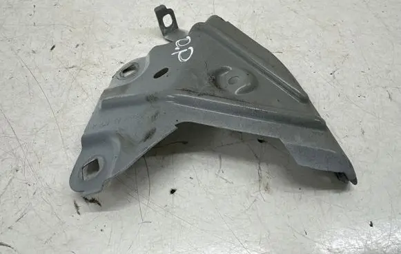 BMW X1 F48 F49 Fender mounting bracket 7351516