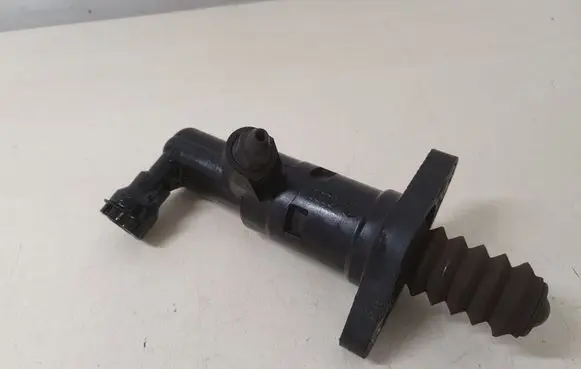 Skoda Superb B6 (3T) Clutch slave cylinder 1K0721261L