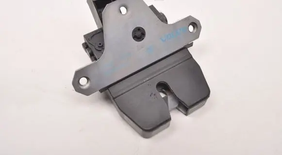 Volvo V50 Tailgate lock latch 31335047