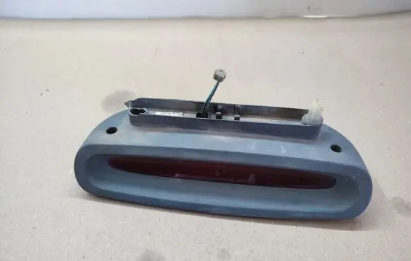 Hyundai H-1, Starex, Satellite Third/center stoplight 927504A0