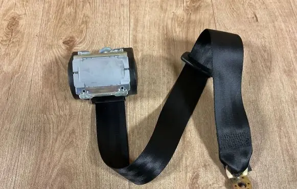 Audi A4 S4 B7 8E 8H Rear seatbelt 602879000 000090H