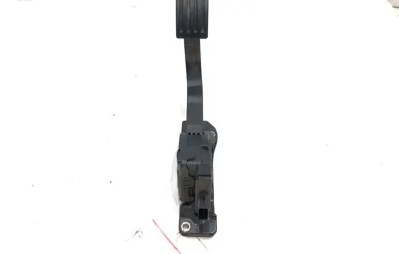 Volvo V40 Accelerator throttle pedal 31280597