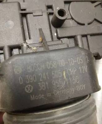 Volkswagen PASSAT B3 Front wiper linkage and motor 3B1955113C 0580010052 0390241505