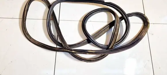 Opel Vectra C Trunk rubber seal (body) 