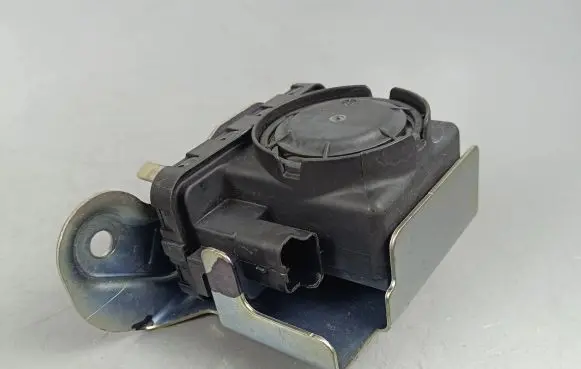 Polestar 2 Alarm system siren 8889040624