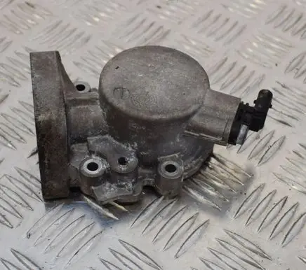 Audi A7 S7 4G Other engine bay part 06E103535A