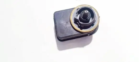 Headlight level adjustment motor