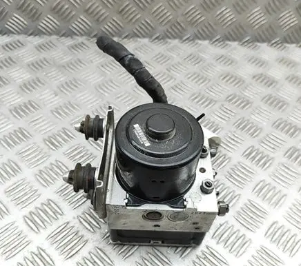Volkswagen Touareg II ABS Pump 7P0614517P 7P0907379P