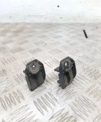 BMW 5 E39 Radiator mount bracket 17117403152 PA66300F