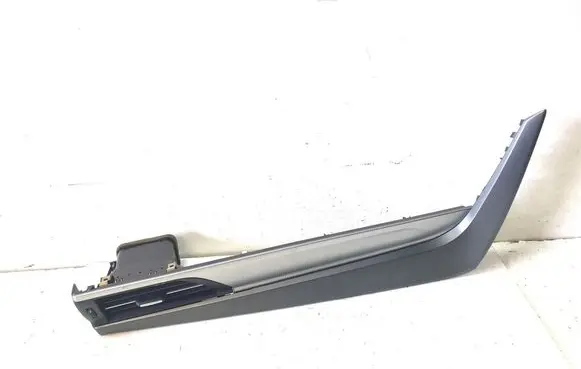 Toyota Avensis T270 Dashboard side air vent grill/cover trim 5565005160