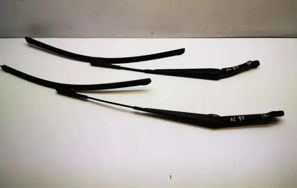 Volvo XC90 Windshield/front glass wiper blade 30655611 30655613