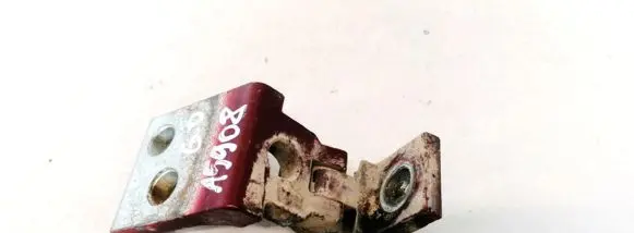 Volkswagen Vento Rear door lower hinge 