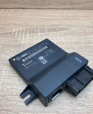 Audi A6 S6 C6 4F Gateway control module 4F0907468B 4F0910468A