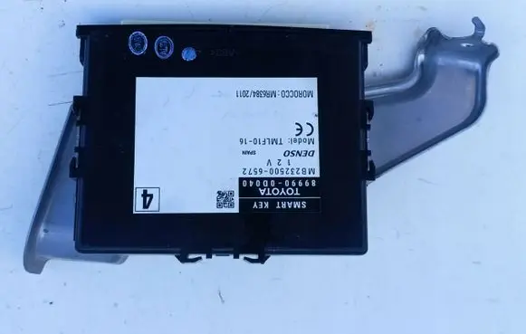 Toyota Yaris Engine control unit/module 899900D040