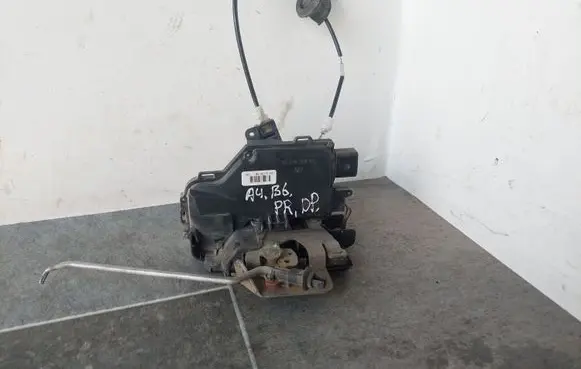 Audi A4 S4 B6 8E 8H Front door lock 8E1837016C