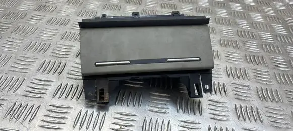 Audi A4 S4 B7 8E 8H Ashtray (front) 8E0857951