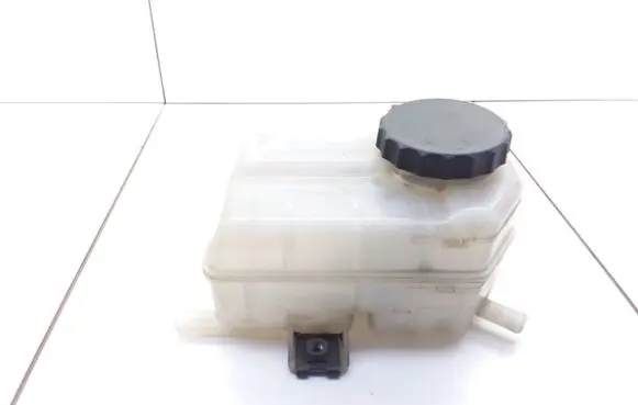 Brake fluid reservoir