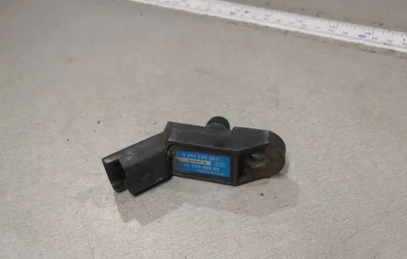 Citroen Xsara Picasso Air pressure sensor 9639418880 0261230057