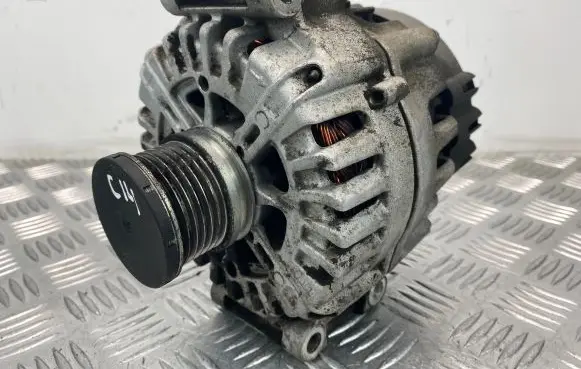 Mercedes-Benz GLK (X204) Generator/alternator A0009063722 2614201A 412004327