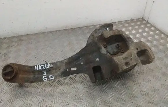 Mazda 3 I Rear wheel hub spindle/knuckle 