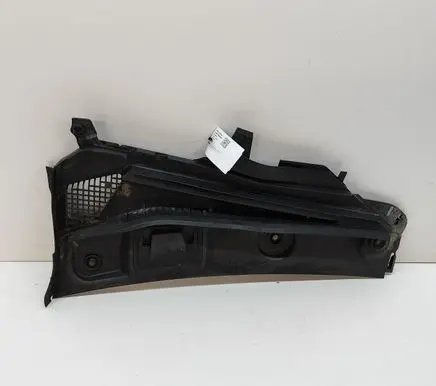 Mercedes-Benz EQE v295 Wiper trim A2978301600
