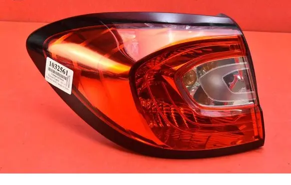 Renault Captur Rear/tail lights 265558548R