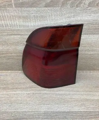 BMW 5 E39 Rear/tail lights 8361671