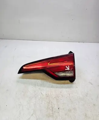 Audi A4 S4 B9 Tailgate rear/tail lights LS9R6PIN