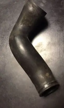 BMW 5 E34 Intercooler hose/pipe 2245739b