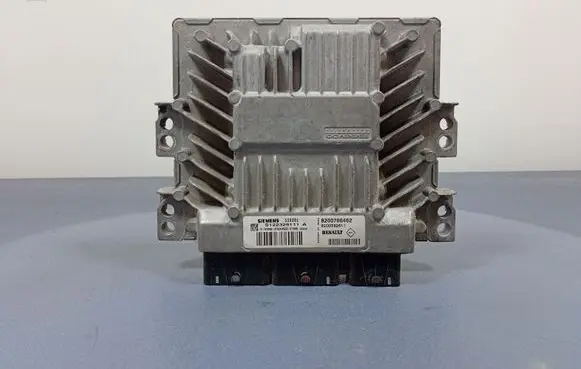 Renault Megane II Engine control unit/module ECU 8200766462