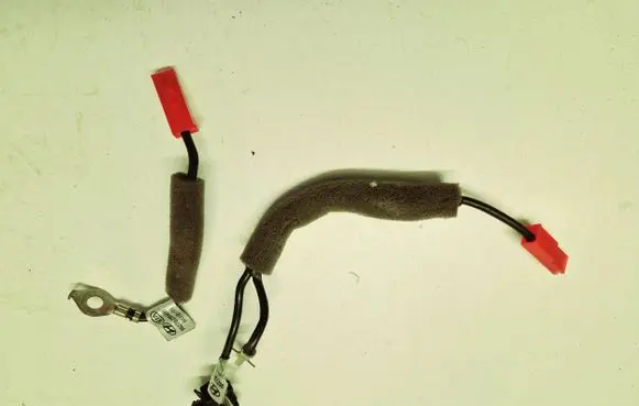 Hyundai Genesis Antenna control unit 962702M400 962702M500