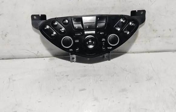 Nissan Primera Climate control unit 28395AV600 28395 CSW5880C