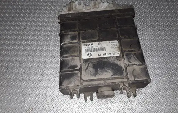 Volkswagen Golf III Engine control unit/module 028906021BT 0281001354