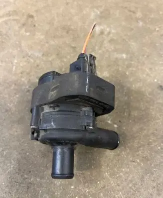 Mercedes-Benz R W251 Electric auxiliary coolant/water pump 02775810 A2118350028