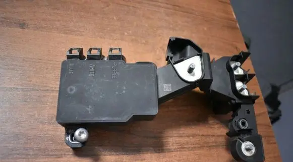 BMW M5 Fuse box set 6841565