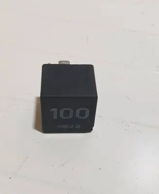 Seat Ibiza IV (6J,6P) Other relay 7M0951253A 95VW10K705CA V23136J6X45