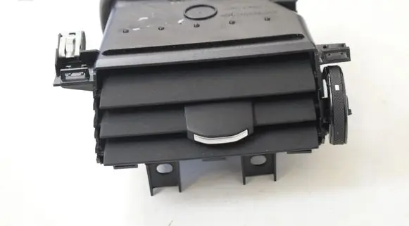 Nissan Qashqai Dashboard air vent grill cover trim J8A2018B09A