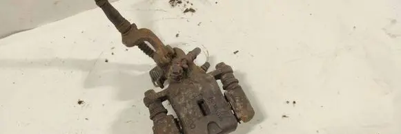 Hyundai Elantra Rear brake caliper 582102D540 583102DA31