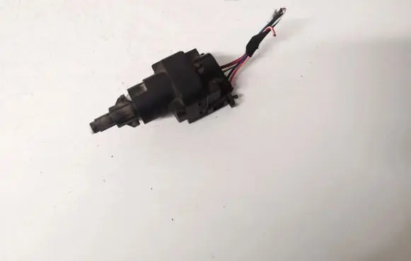 Volkswagen Polo IV 9N3 Brake pedal sensor switch 6Q0945511