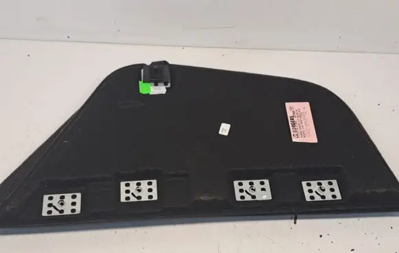 Toyota Avensis T270 Other trunk/boot trim element 5840905010
