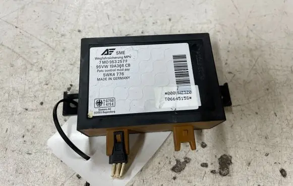 Volkswagen Sharan Immobilizer control unit/module 7M0953257F 5WK4776 19A366