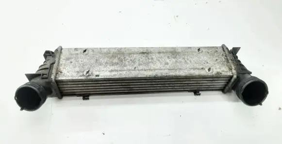 BMW X1 E84 Intercooler radiator 7798788