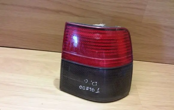 Seat Toledo I (1L) Rear/tail lights 96163800