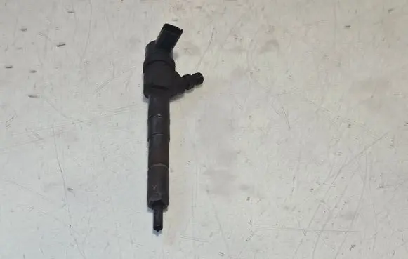 Opel Insignia A Fuel injector 0445110327
