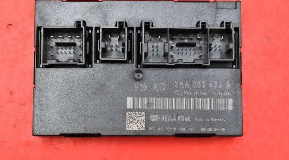 Volkswagen PASSAT CC Comfort/convenience module 3AA959433A