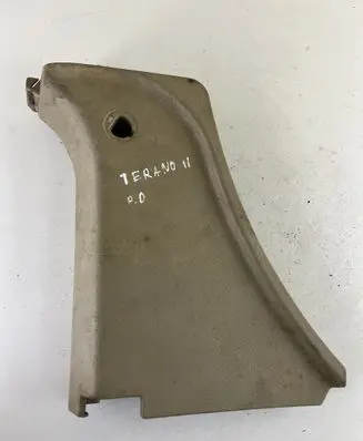Nissan Terrano Foot area side trim 669000F000 669000F00