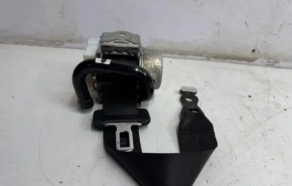 Mercedes-Benz E W238 Rear seatbelt A2388603800