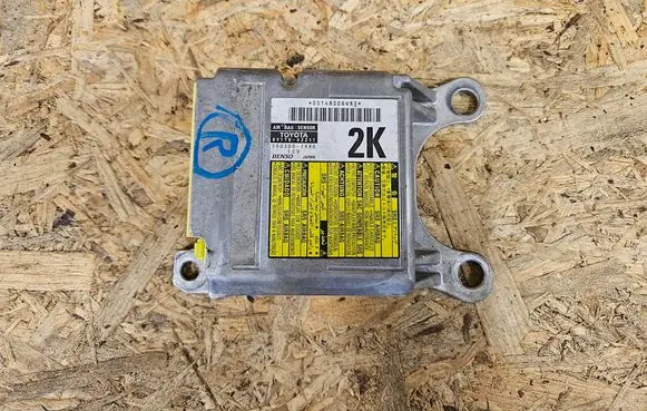 Toyota RAV 4 (XA30) Airbag control unit/module 8917042211