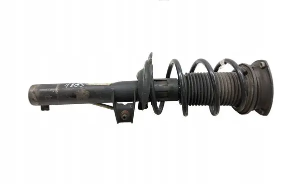 Volkswagen PASSAT B8 Front shock absorber/damper 