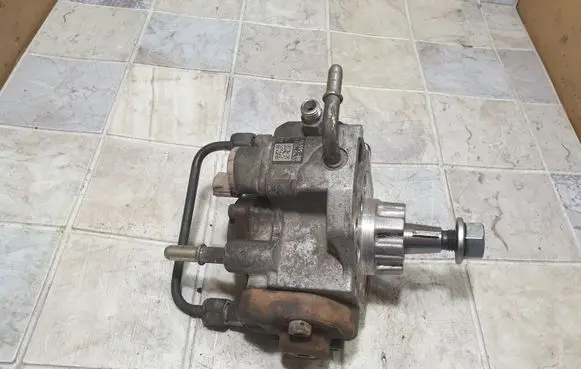 Ford Transit Fuel injection high pressure pump 6C1Q9B395BB HU2940000410